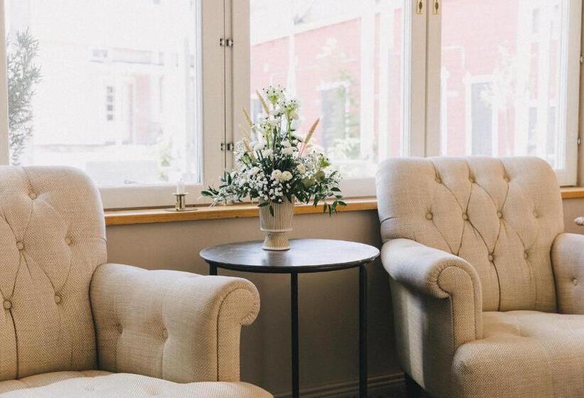 ホテル Pariisin Ville