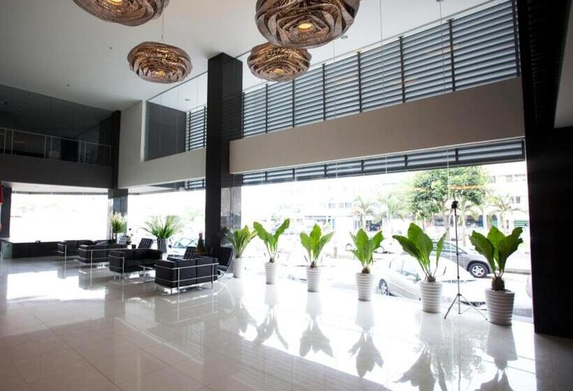 בית מלון כפרי Pinetree