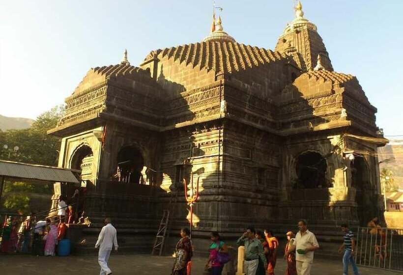 בית מלון כפרי Pooja International