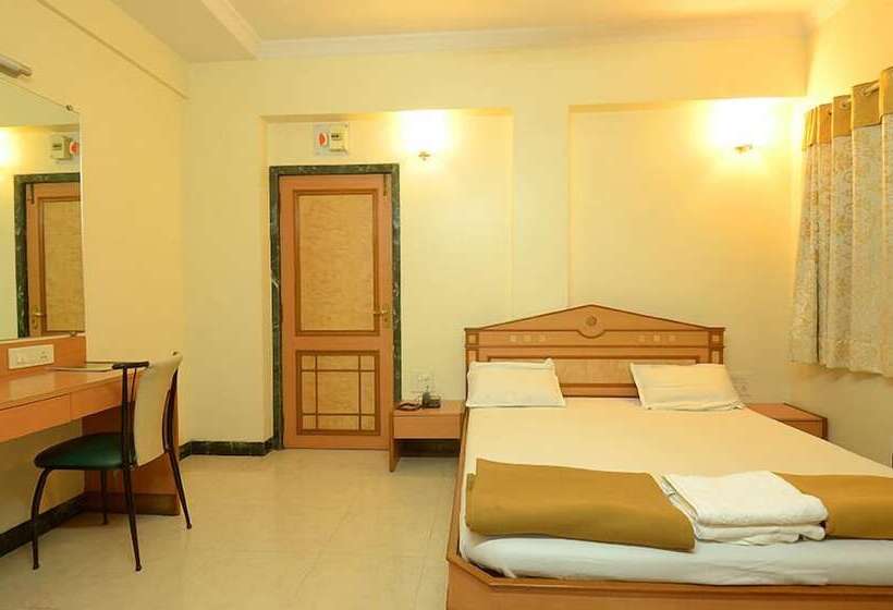 בית מלון כפרי Pooja International