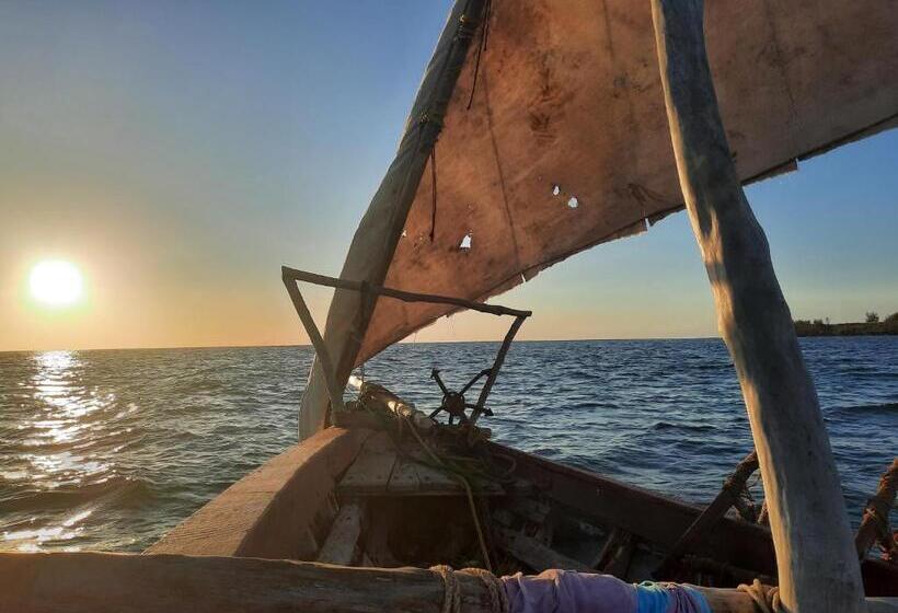 ホテル Promised Land Lodge