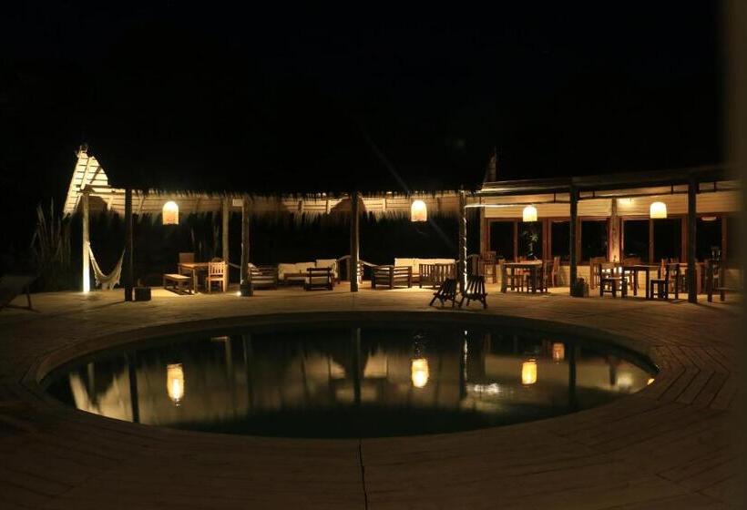 هتل Pueblo Barrancas