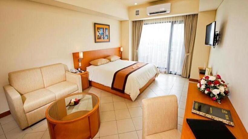 호텔 Puri Kiic Golf View