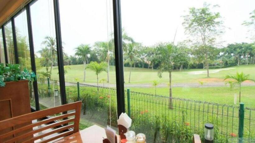 호텔 Puri Kiic Golf View