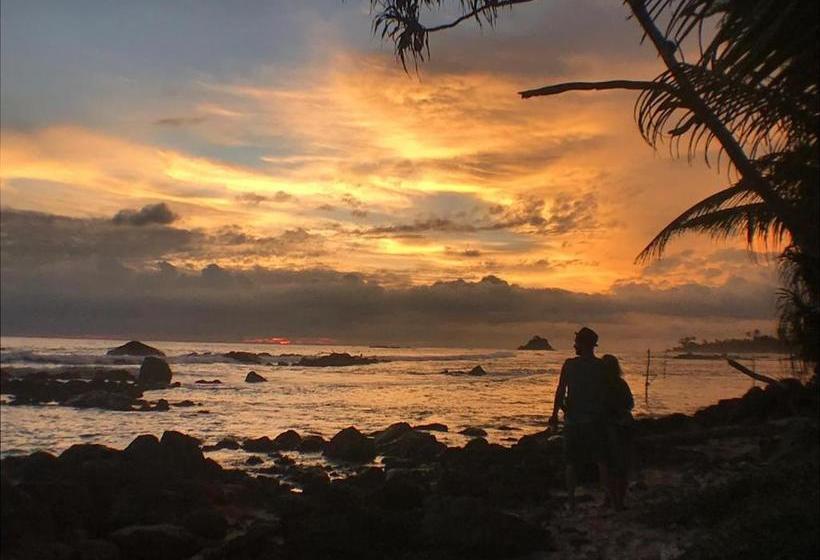 호텔 Ram S Surfing Beach,midigama