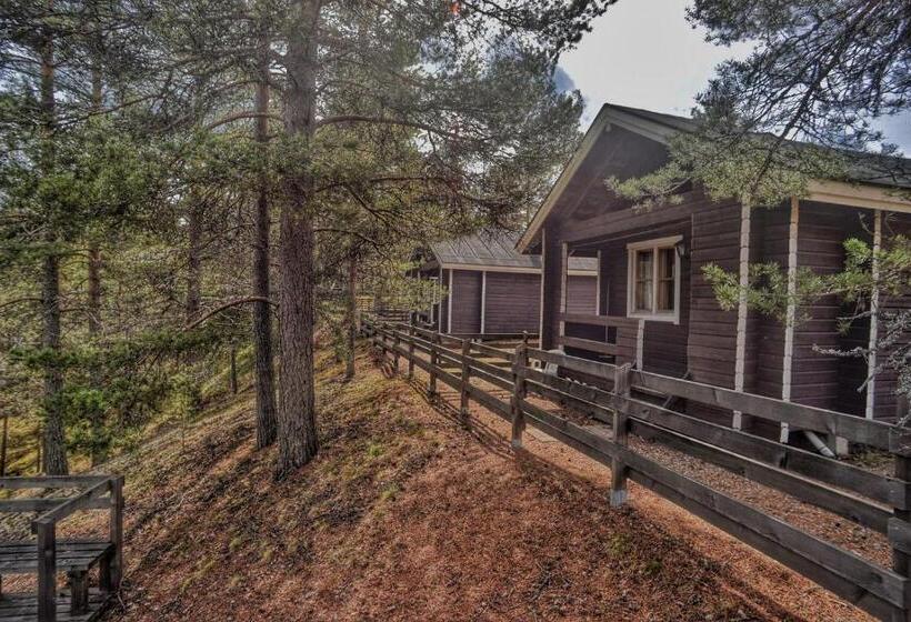 בית מלון כפרי Rokuanhovi