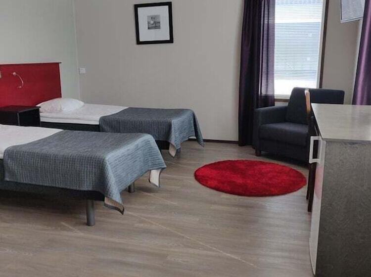 호텔 Safarimajoitus