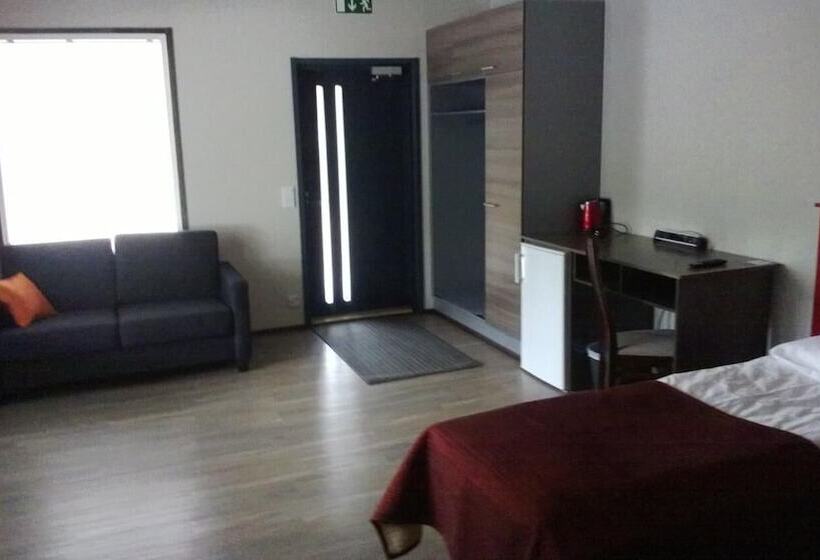 호텔 Safarimajoitus