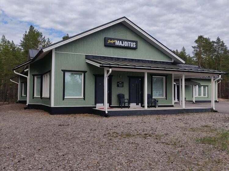 호텔 Safarimajoitus