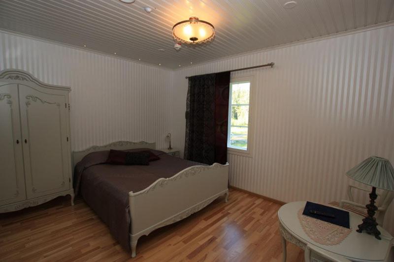 Отель Sininen Helmi