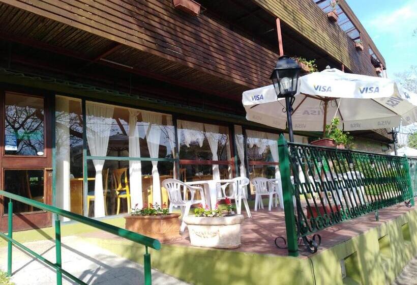 هتل Solar Del Acuario