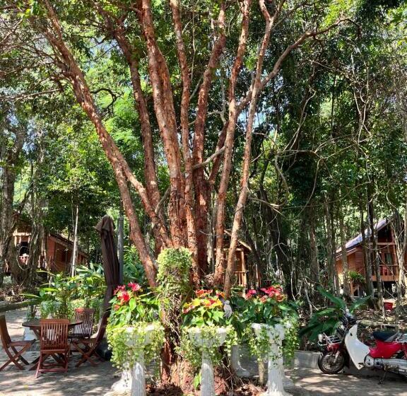 ホテル The Wavy Sailor Bungalow S