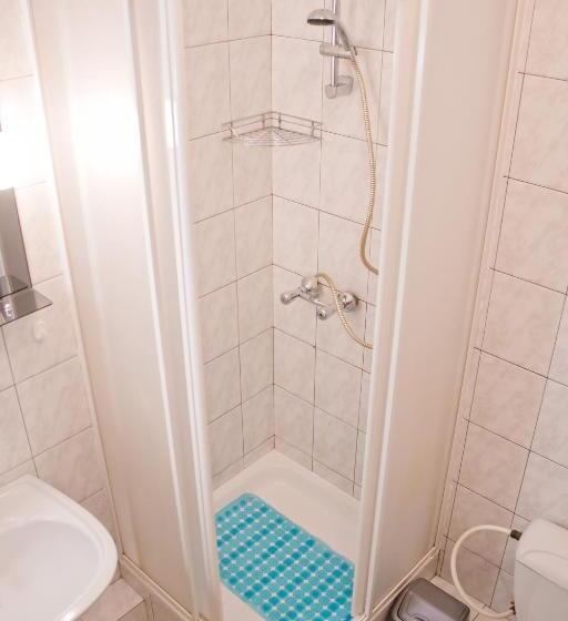 בית מלון כפרי Uyut