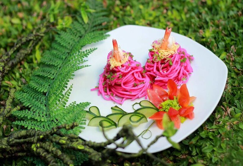 Viva Hotel Kediri, Azana Hotels Collection