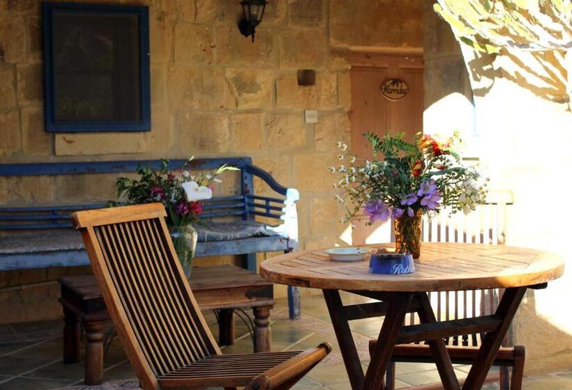 Il Wileġ Bed & Breakfast