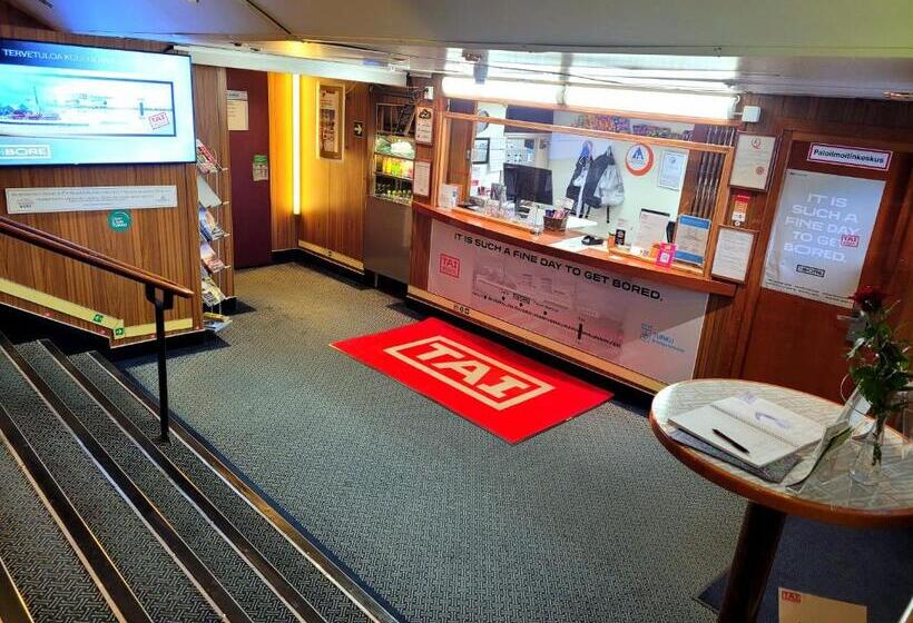 Laivahostel S/s Bore