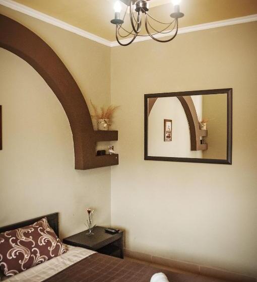 فندق على الطريق Avto Spa