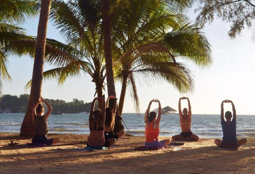 Palm Beach Bungalow Resort