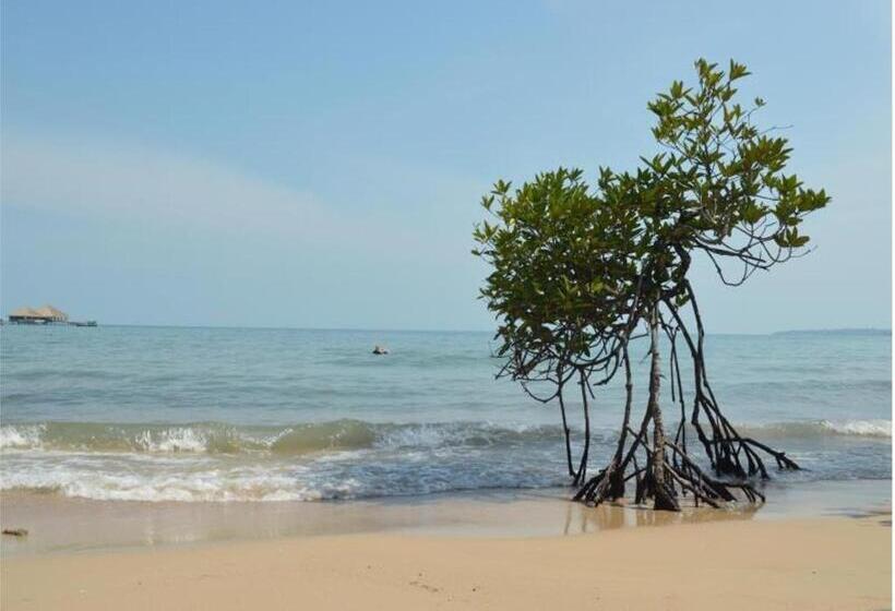 Palm Beach Bungalow Resort