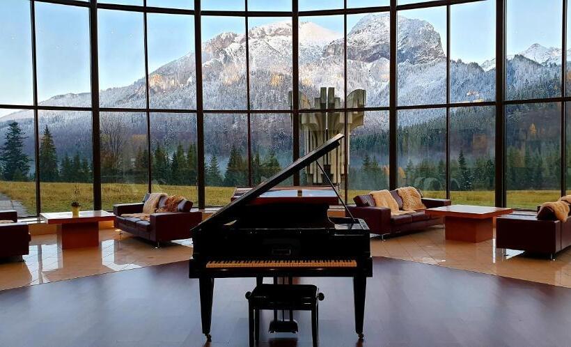 President Hotel Montfort