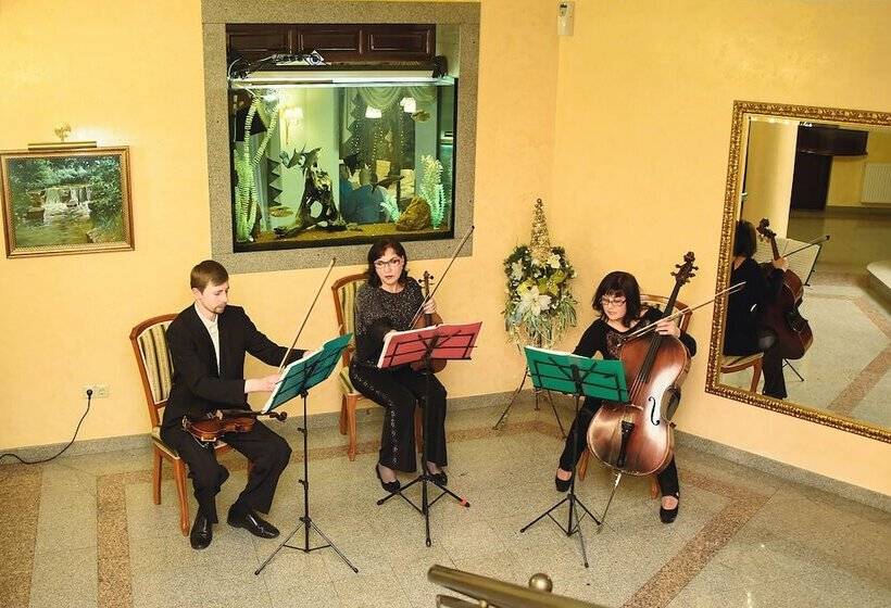 Resort спа готель Respect