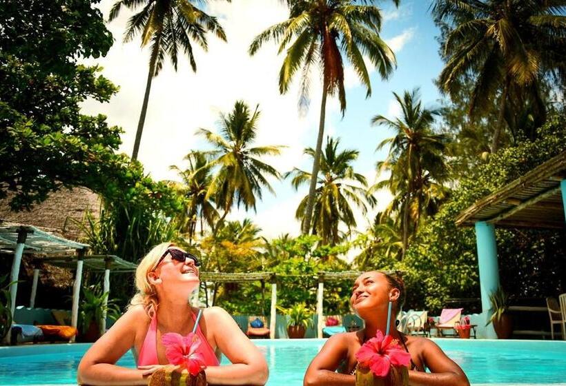 منتجع Butiama Beach Lodge