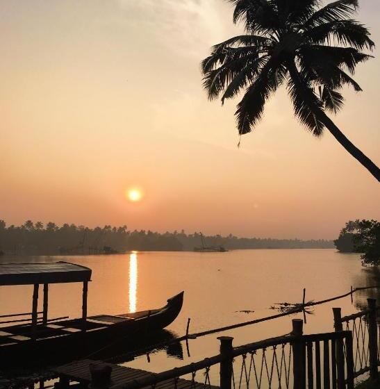 리조트 Les 3 Elephants