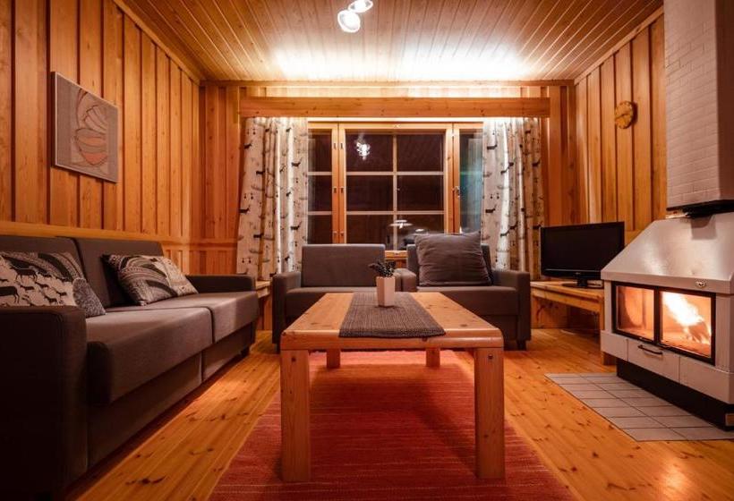 אתר נופש Pyhän Asteli Log Cottages