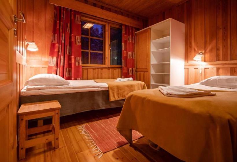 אתר נופש Pyhän Asteli Log Cottages