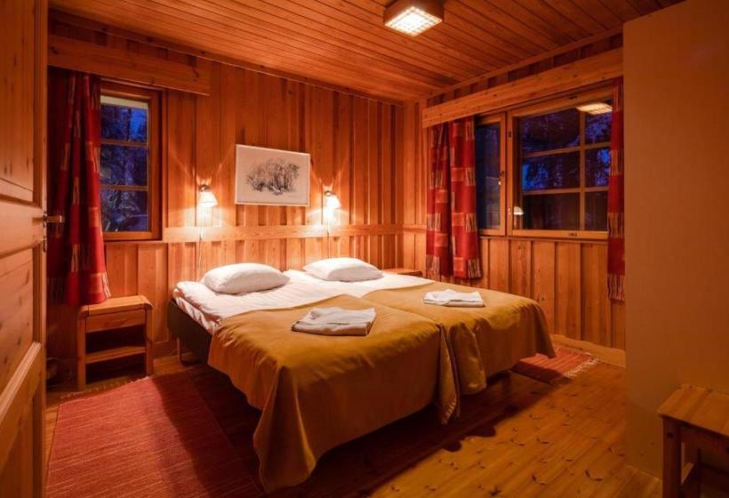 אתר נופש Pyhän Asteli Log Cottages