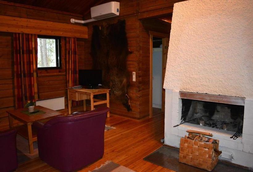 אתר נופש Pyhän Asteli Log Cottages