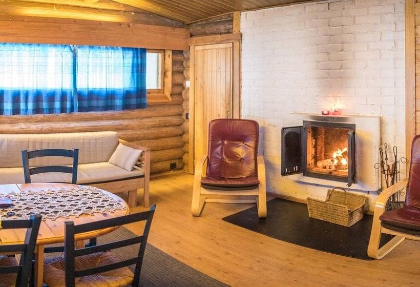 リゾートホテル Ukonjärven Holiday Village