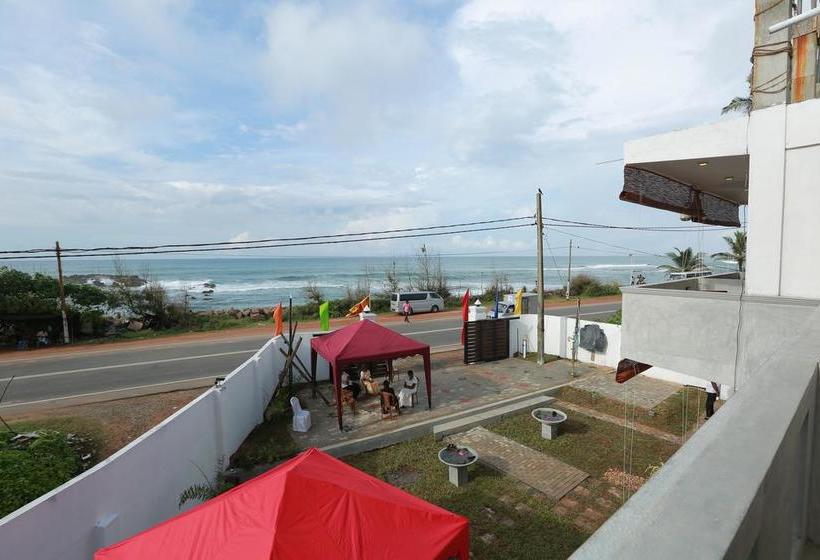 리조트 Plantation Surf Inn & Restaurant