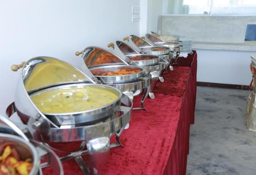 리조트 Plantation Surf Inn & Restaurant