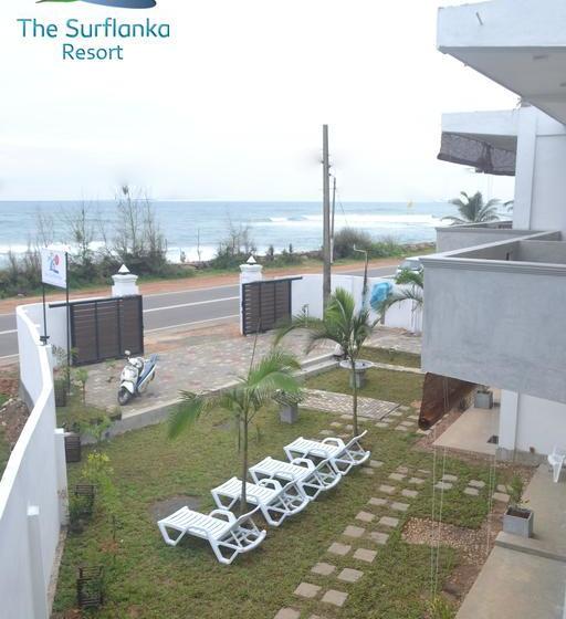 리조트 Plantation Surf Inn & Restaurant