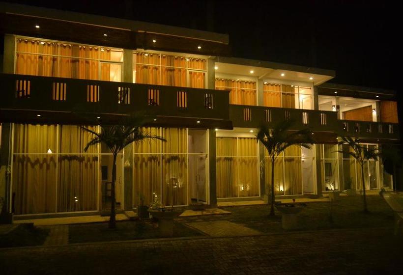 리조트 Plantation Surf Inn & Restaurant