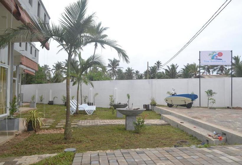 리조트 Plantation Surf Inn & Restaurant