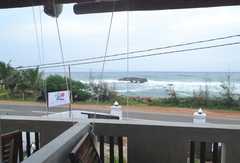 리조트 Plantation Surf Inn & Restaurant