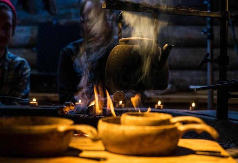 Tundrea Holiday Resort