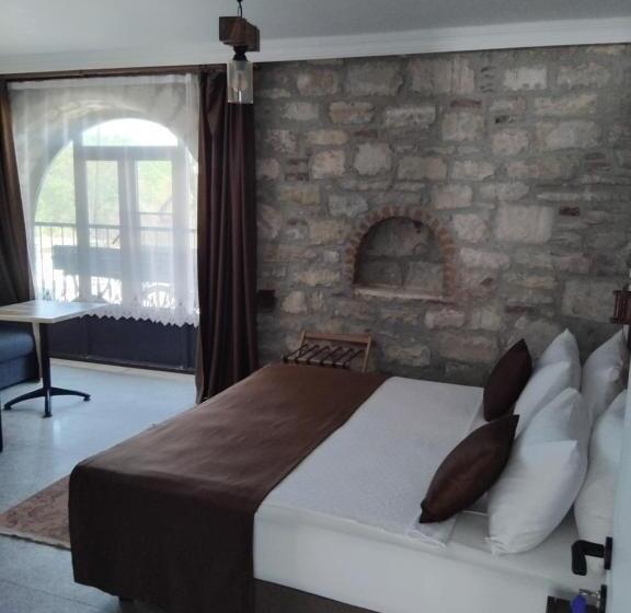 בית מלון כפרי Eski Urla