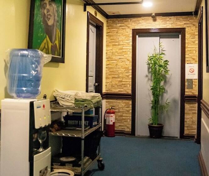 בית מלון כפרי Extension Grand Central