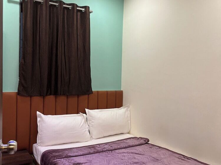 هتل Parel Residency