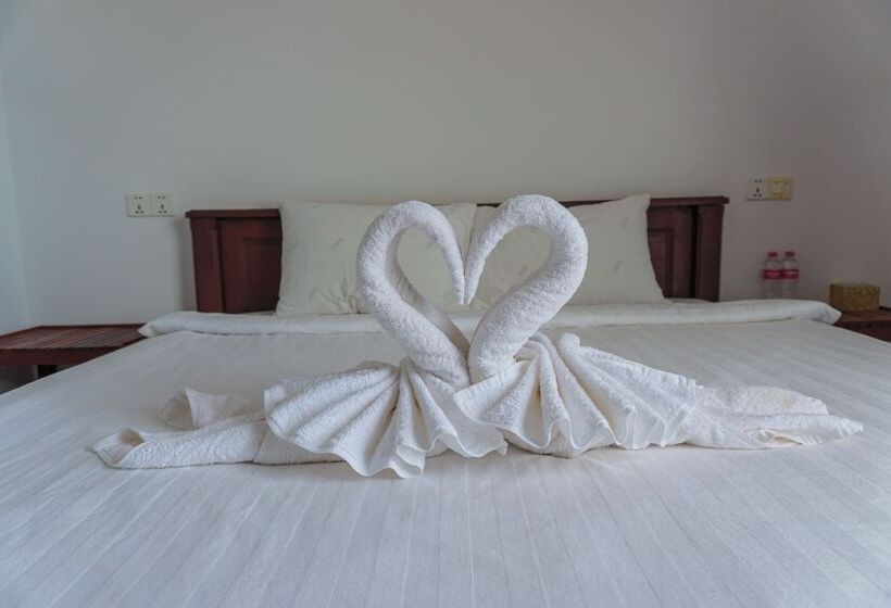 Отель Reachbut Sessor