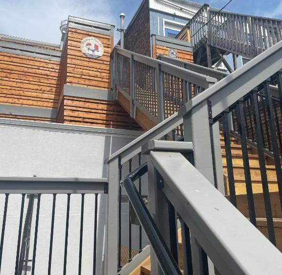 L Auberge De France Inn