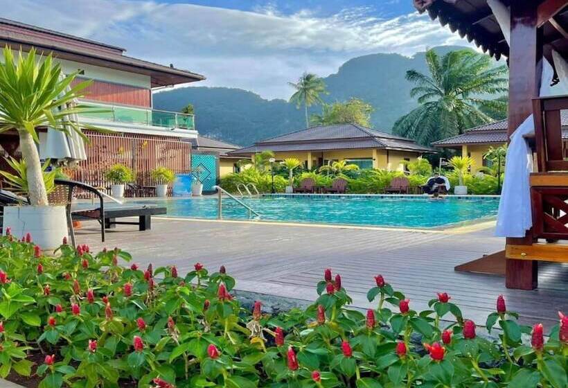 ホテル Capital O 75518 Baan Rose Resort Ao Luk