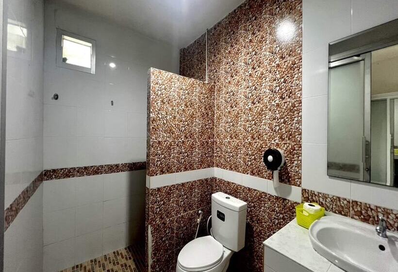 Отель Oyo 75517 Mananchaya Resort