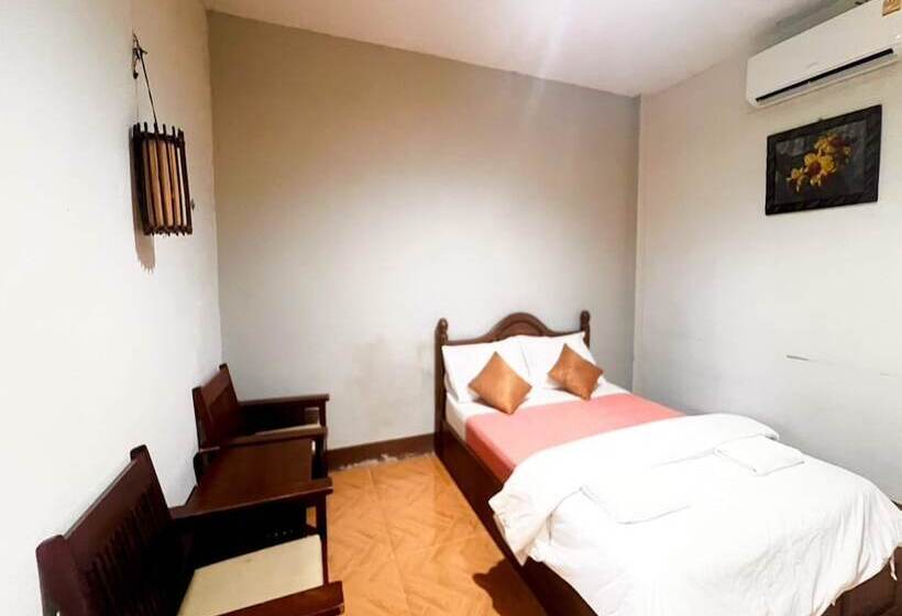 Отель Oyo 75517 Mananchaya Resort