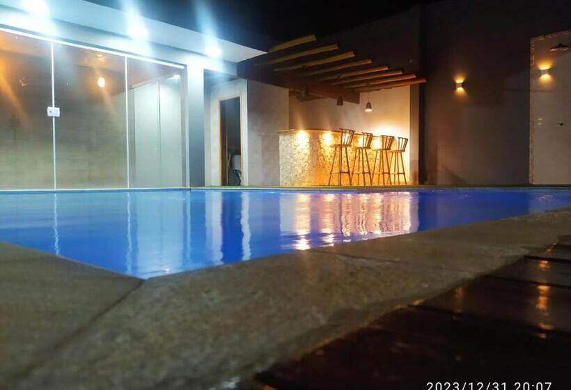 ペンション Pousada Camp