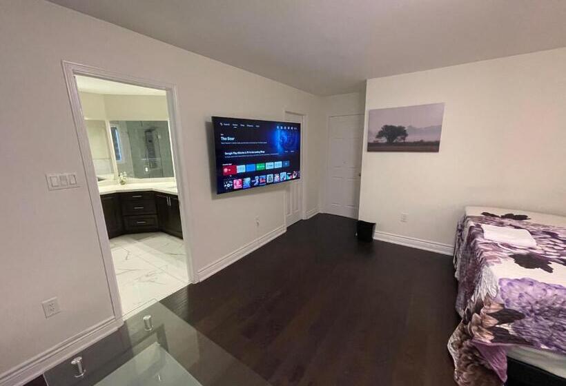 پانسیون The Grandeur