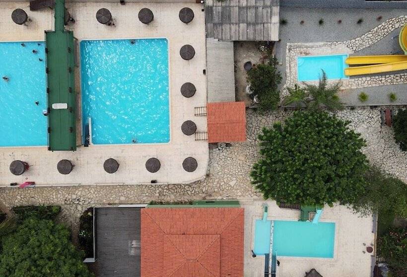 호텔 Clube Pousada Chácara Da Isabel